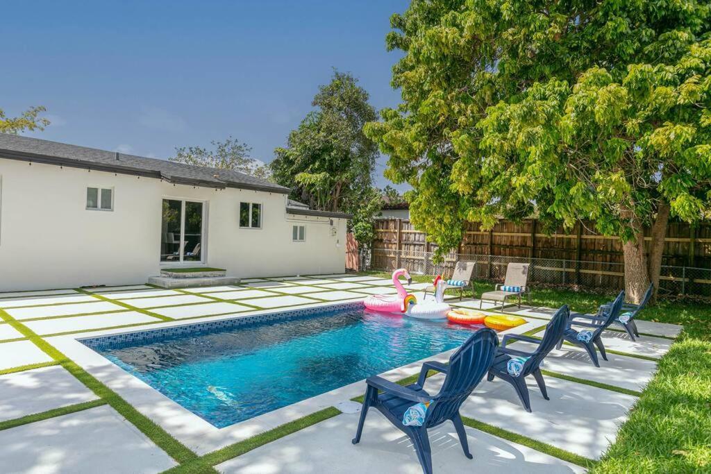New Miami Home, Pool Near Airport And Beaches, King Bed Eksteriør bilde