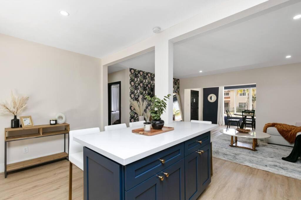 New Miami Home, Pool Near Airport And Beaches, King Bed Eksteriør bilde